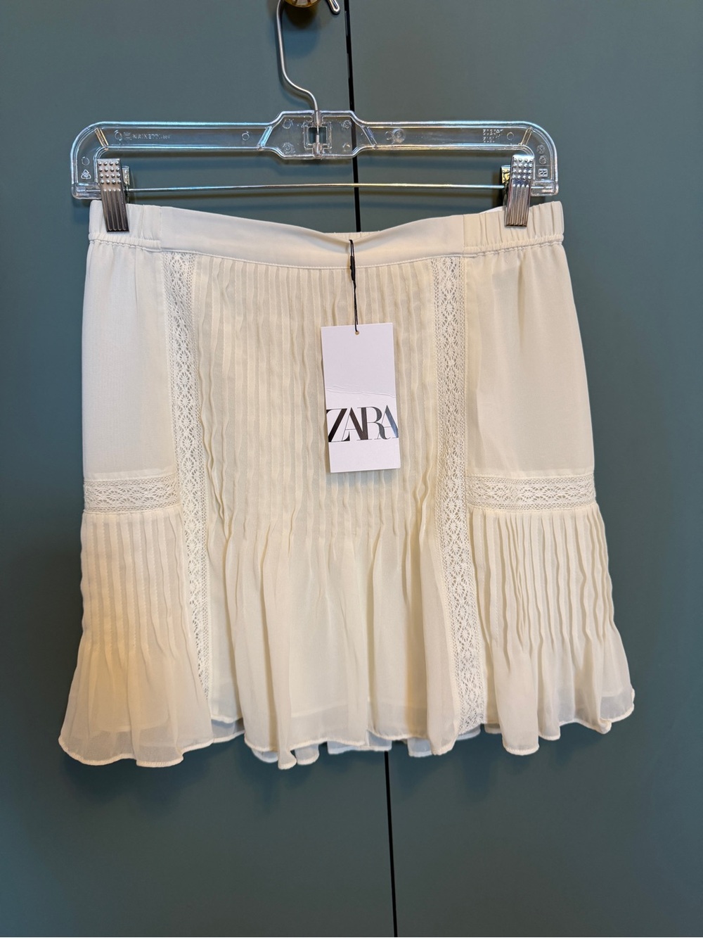 Nwt Zara off white mini skirt bohemian lace inserts size Xs
